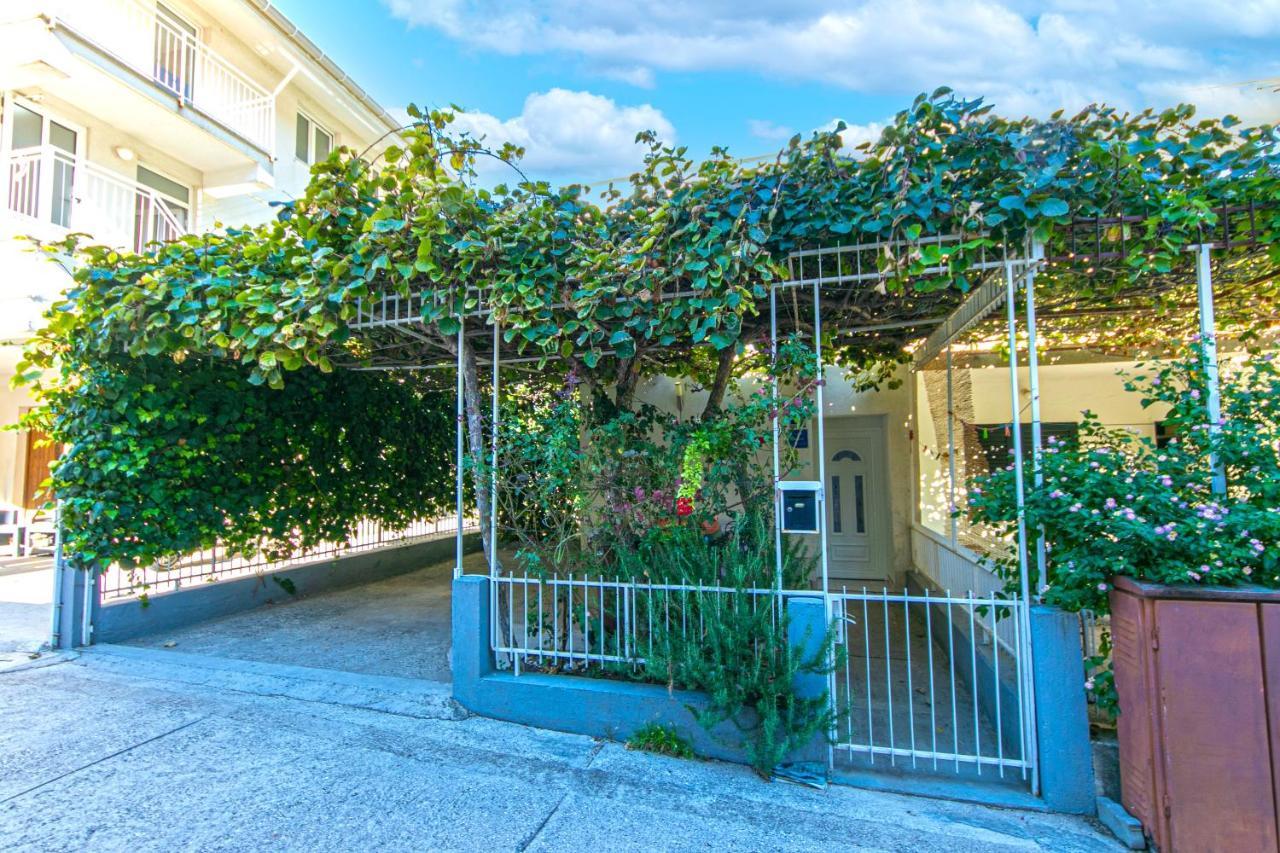 Apartments By The Sea Podaca, Makarska - 13069 Exterior foto
